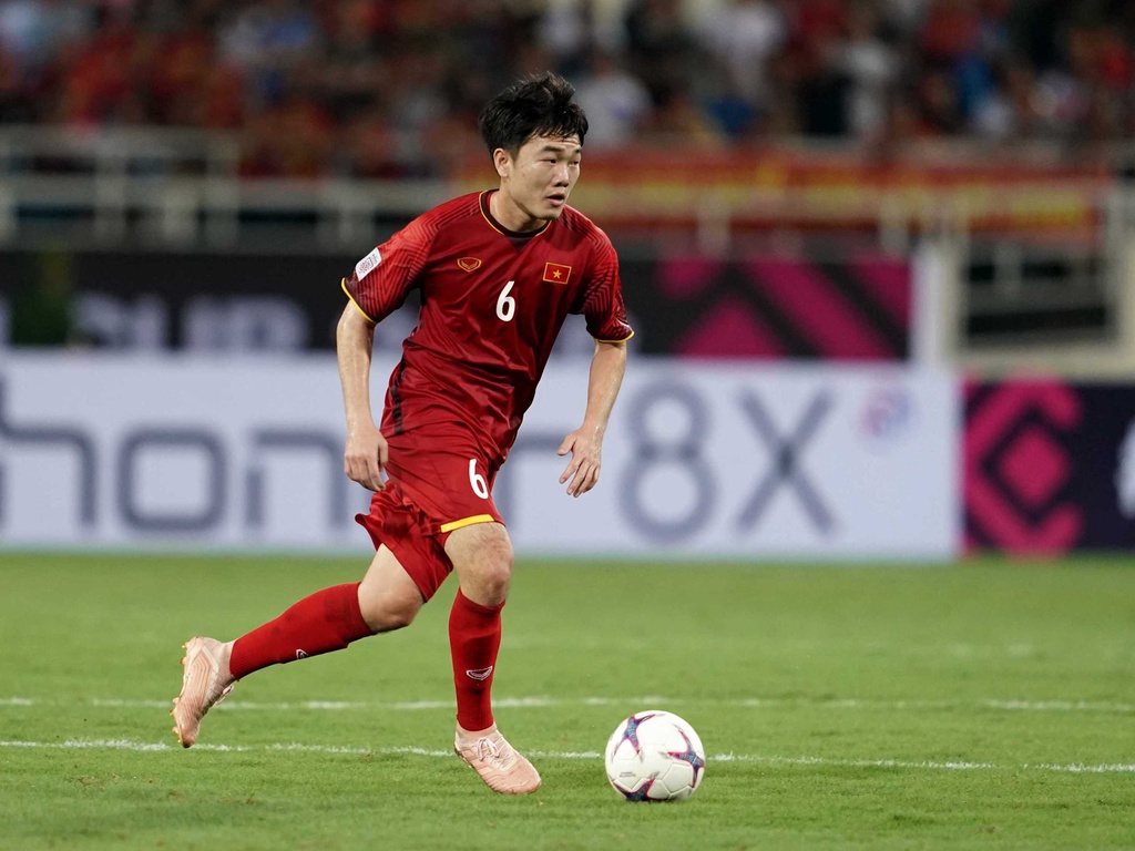Sự nghiệp bóng đá chuyên nghiệp trong tuyển Việt Nam của cầu thủ Lương Xuân Trường 