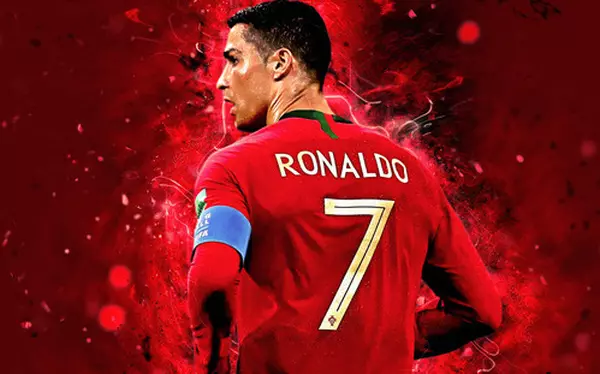 Ronaldo sở hữu ngoại hình điển trai, phong độ