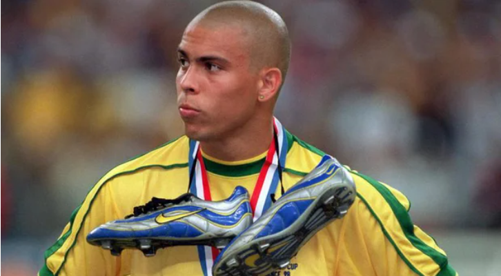 Tiểu sử danh thủ Ronaldo de Lima