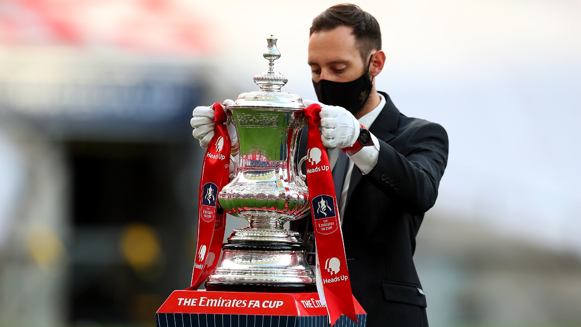 FA Cup là giải bóng đá lâu đời nhất nước Anh