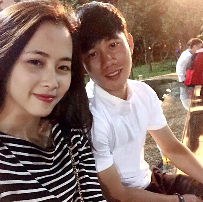 Cầu thủ Trần Minh Vương và bạn gái 