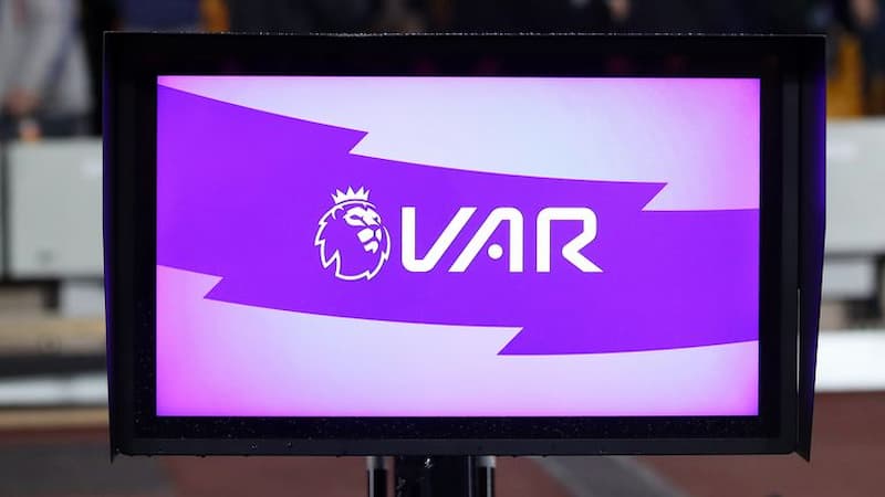 Tại sao vào kỳ World Cup 2018 FIFA lại chọn sử dụng VAR?