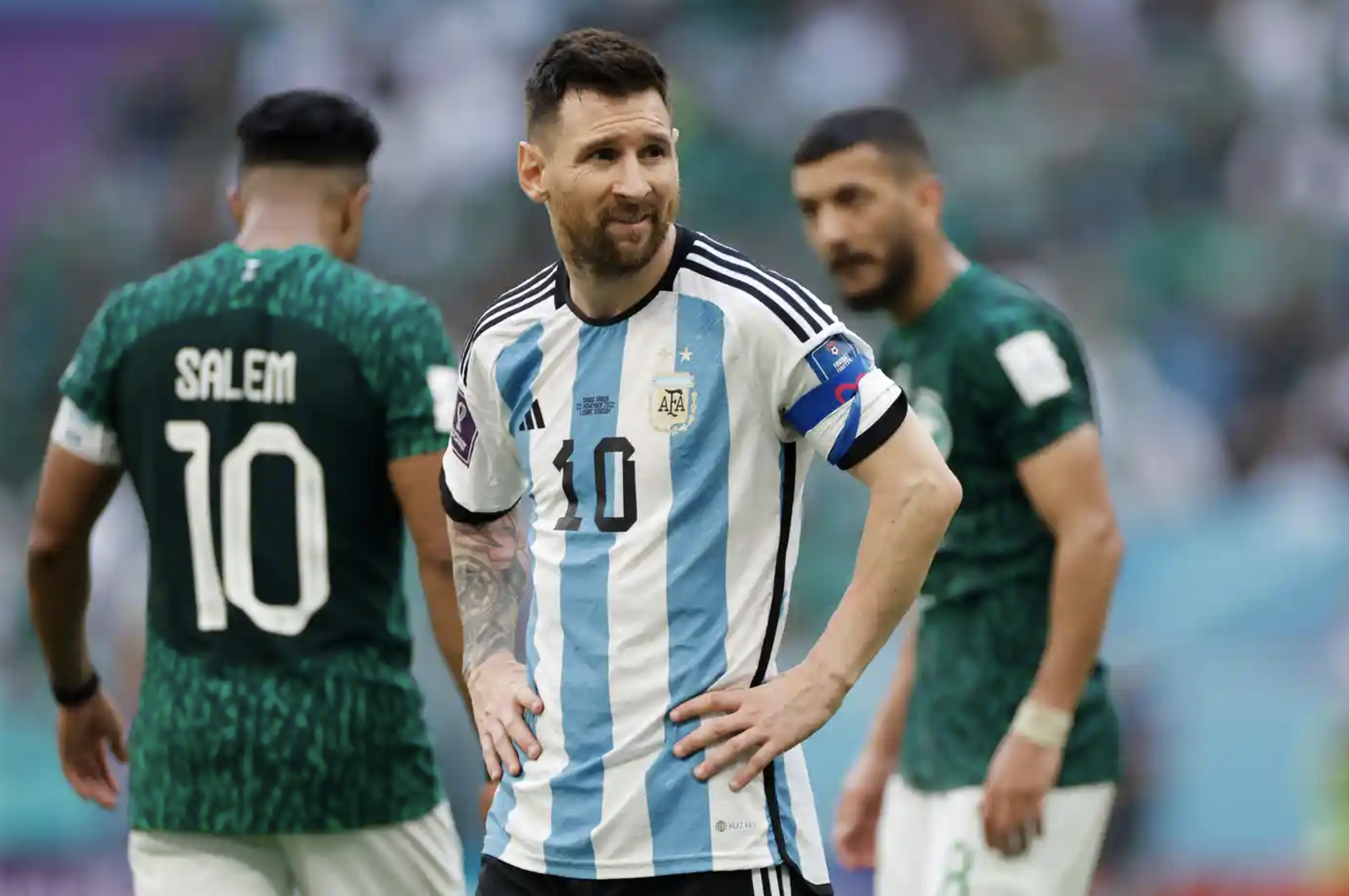 Tại hiệp 1, tỷ số trận bóng đang là 1-0 nghiêng về đội tuyển Argentina