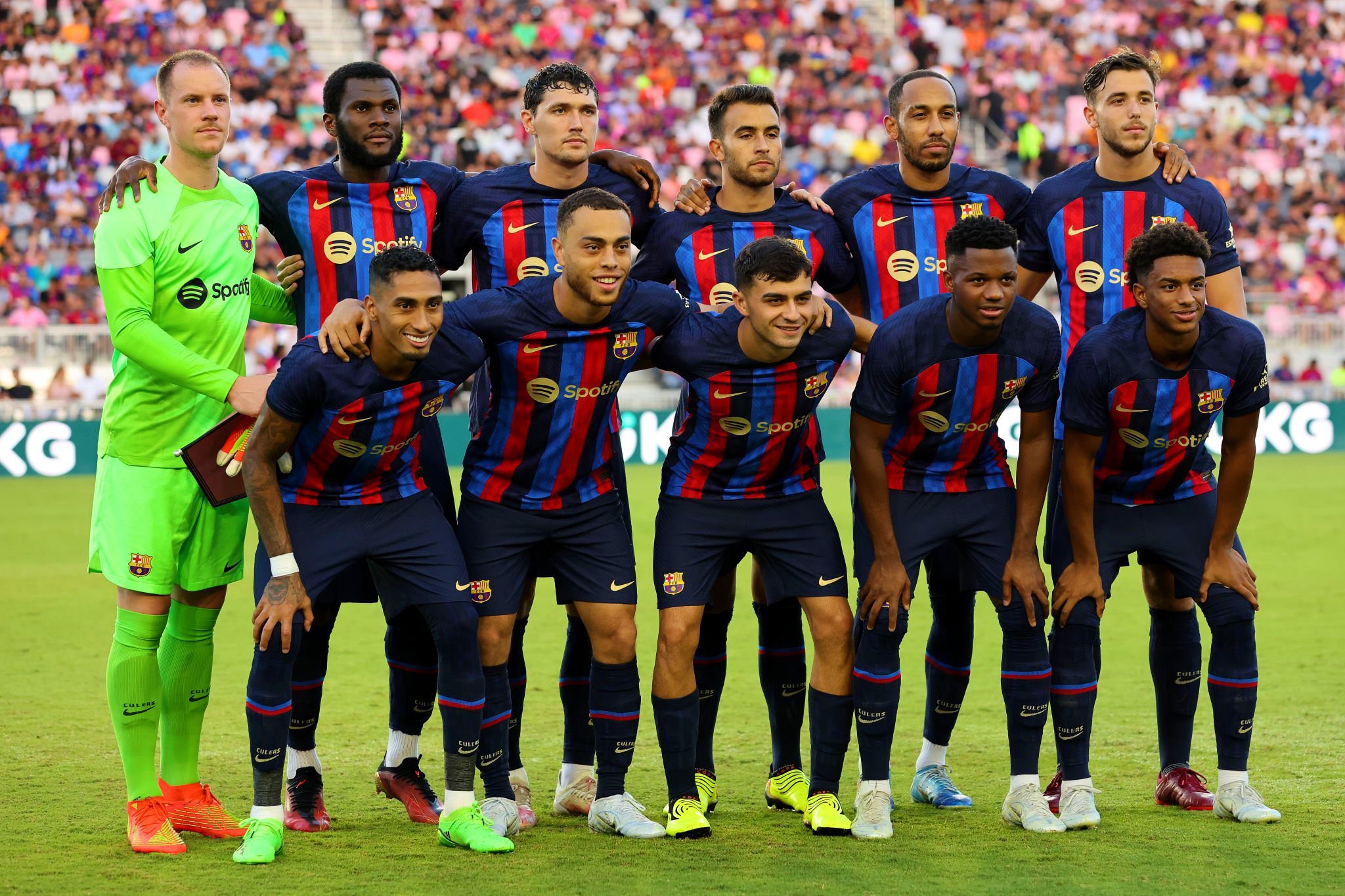 Đội bóng Barcelona - niềm tự hào của các fan hâm mộ bóng đá