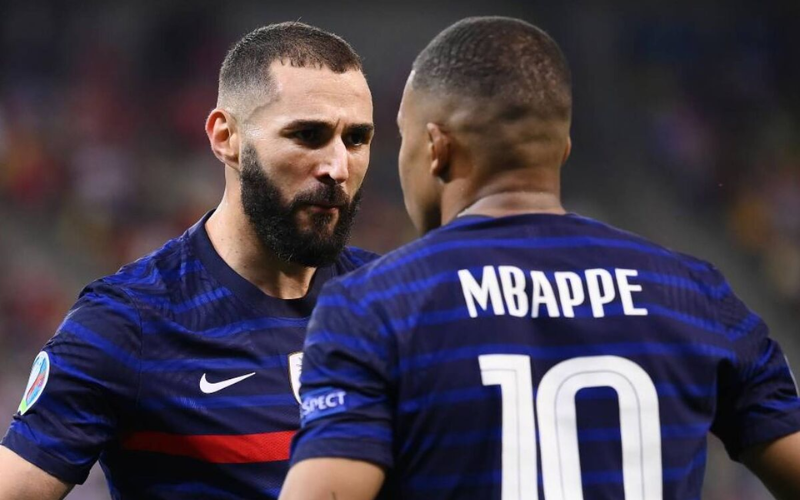 Benzema và Mbappe là hai cái tên được kỳ vọng nhất trên hàng công của đội tuyển Pháp