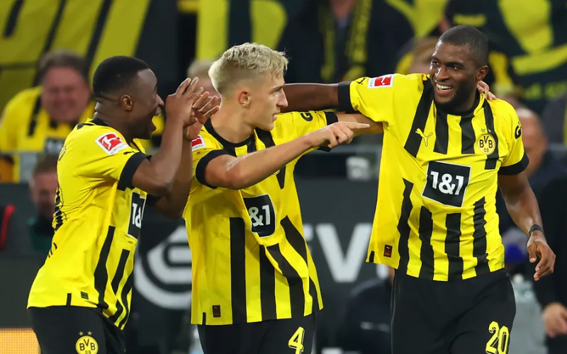 Borussia Dortmund sẽ mang sang Việt Nam những cái tên tốt nhất trong đội hình