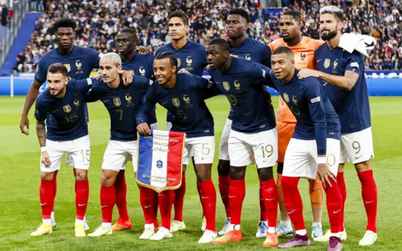 Đội tuyển Pháp mặc dù thiếu vắng nhiều ngôi sao nhưng họ vẫn sở hữu nhiều cái tên chất lượng
