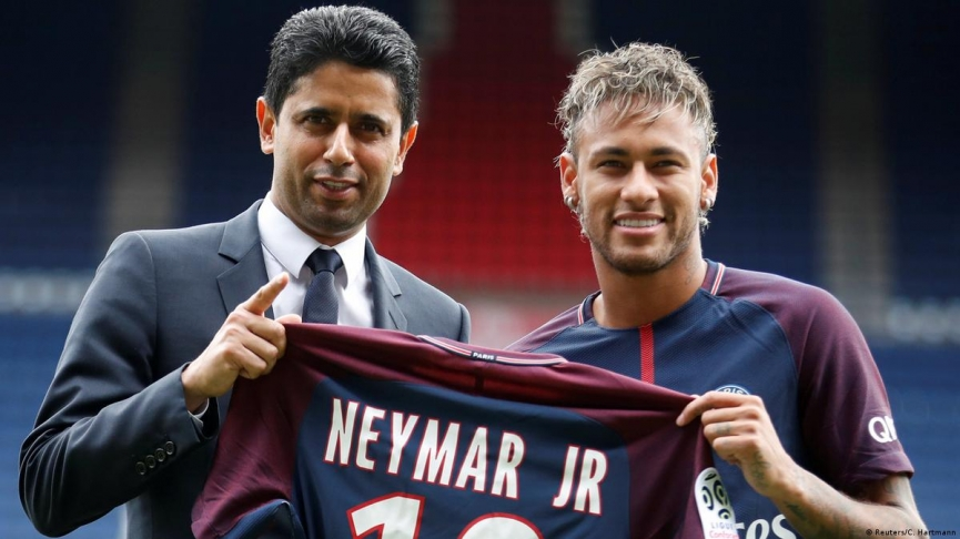 PSG đã đưa cho tuyển thủ Neymar số tiền khổng lồ này để có thể mua lại hợp đồng