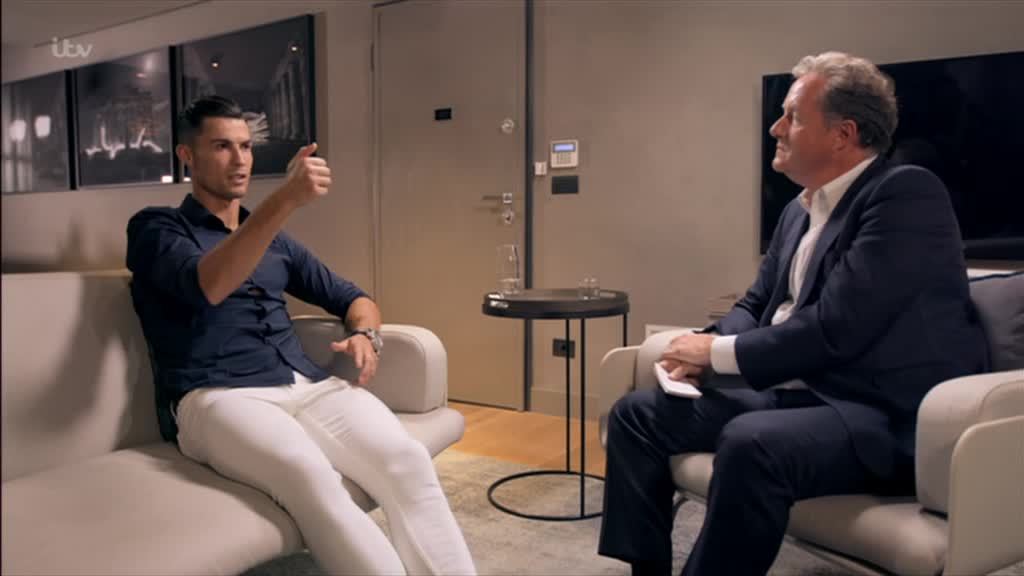Ronaldo trong cuộc phỏng vấn với Piers Morgan