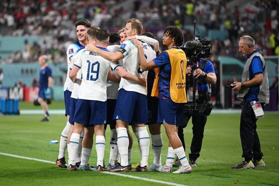 Tuyển Anh thắng đậm Iran World Cup 2022
