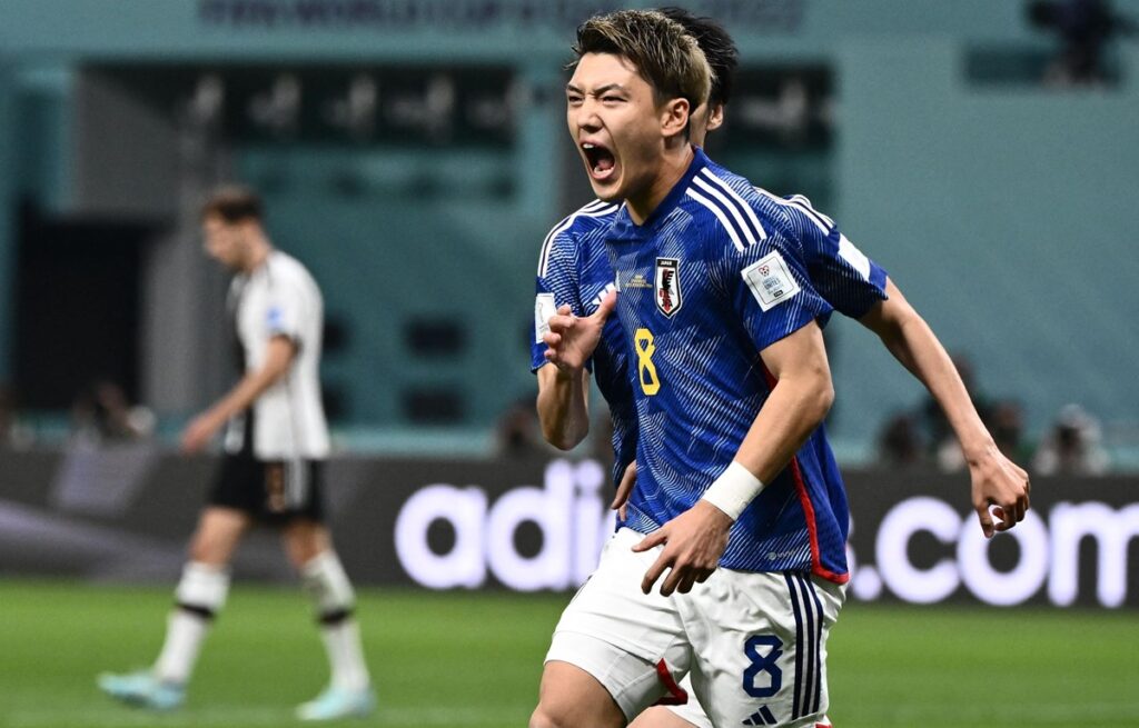 Cầu thủ của Nhật Bản vui sướng vì chiến thắng đội tuyển Đức