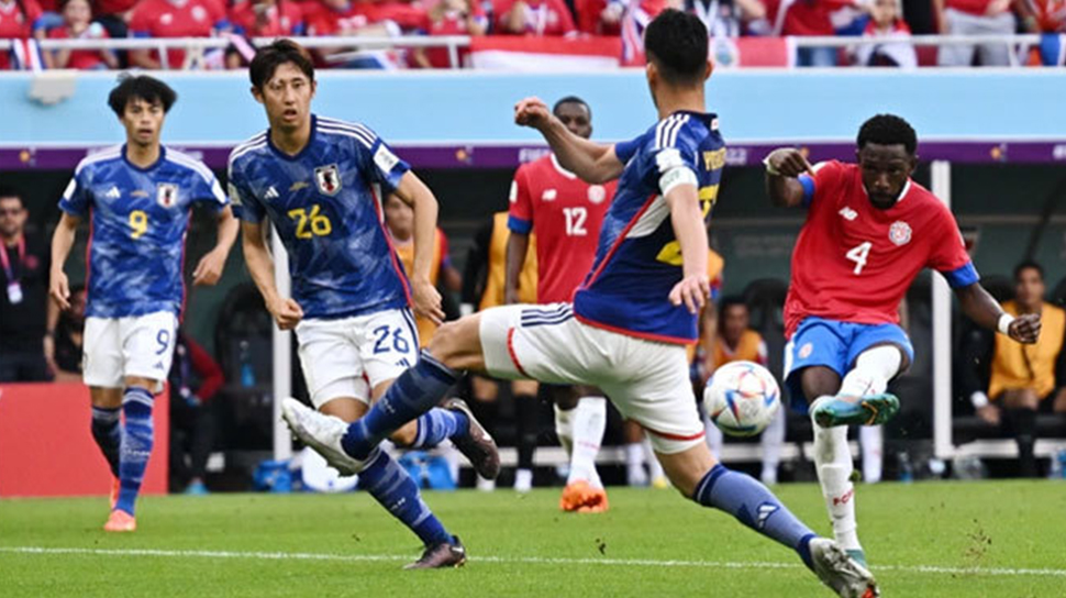 Hình ảnh trong trận đấu giữa  ĐT Nhật Bản và ĐT Costa Rica