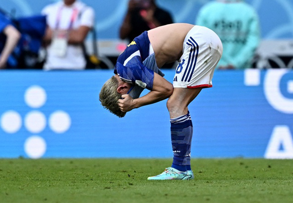 Cầu thủ của Nhật Bản bật khóc khi nhận kết quả thua cuộc