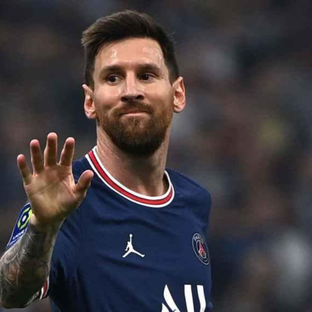 Hình 1: Messi sẽ không thi đấu cho bất kỳ đội bóng nào ngoài PSG và Barca