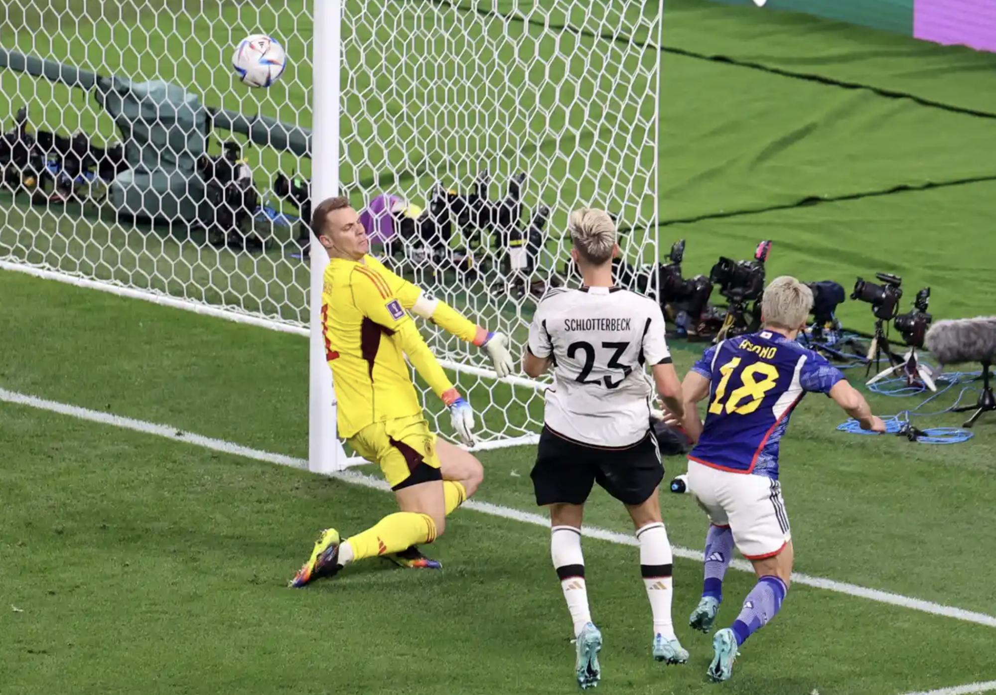 Bàn thắng ấn định Số trận đấu giữ Đức với Nhật Bản 