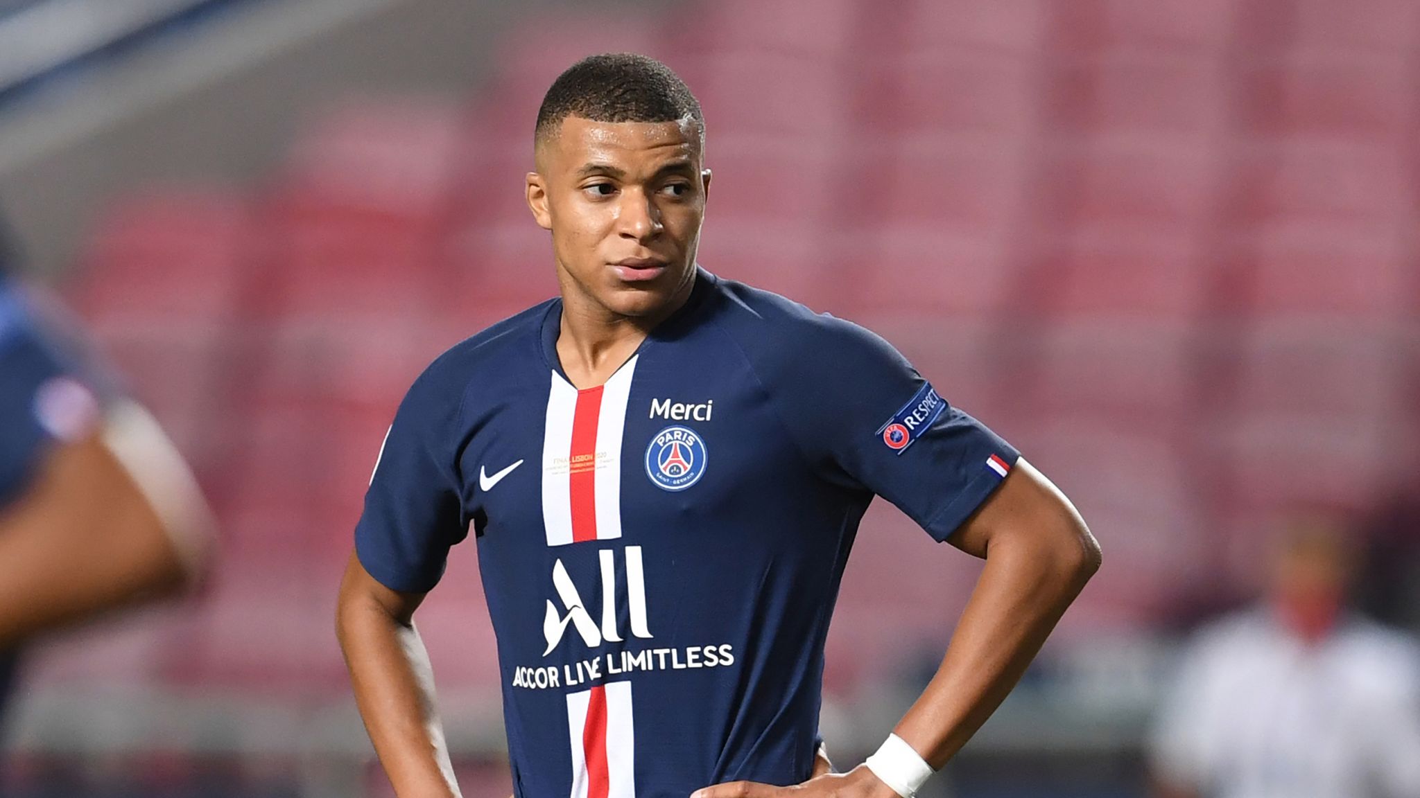 Mbappe Kylian là tuyển thủ chuyên nghiệp hàng đầu