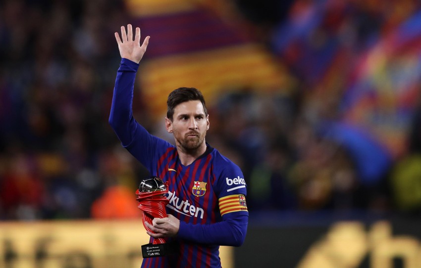 Messi chỉ muốn chơi trong hai màu áo - PSG hoặc Barcelona.