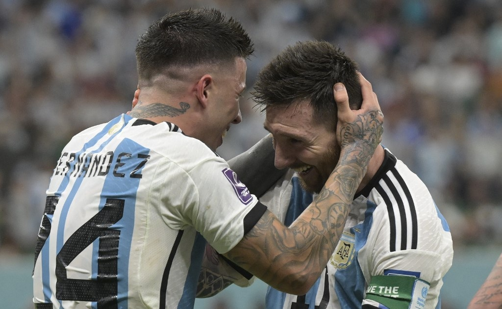 Messi tỏa sáng đúng lúc mang về chiến thắng cho Argentina