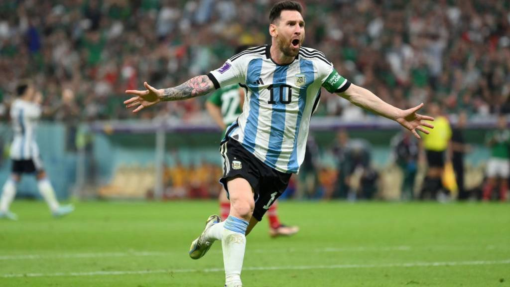 Messi tỏa sáng đúng lúc đúng chỗ góp công lớn mang về chiến thắng cho Argentina