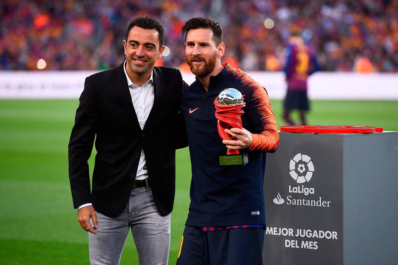Hai huyền thoại bóng đá của Barca 