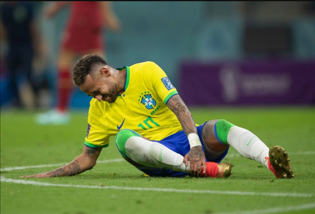 Neymar bị chấn thương khi thi đấu