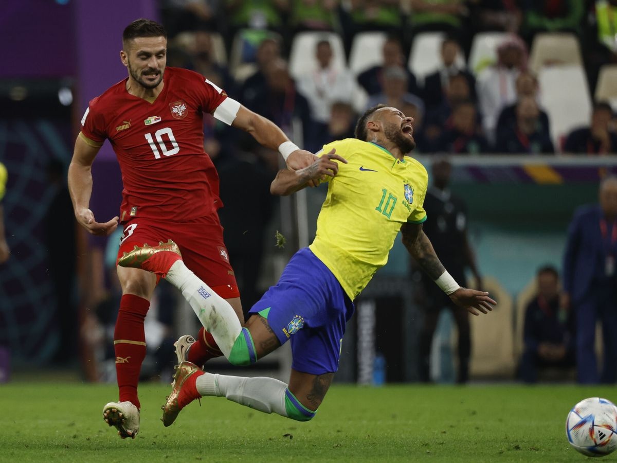 Brazil cực kỳ lo lắng với những chấn thương của Neymar