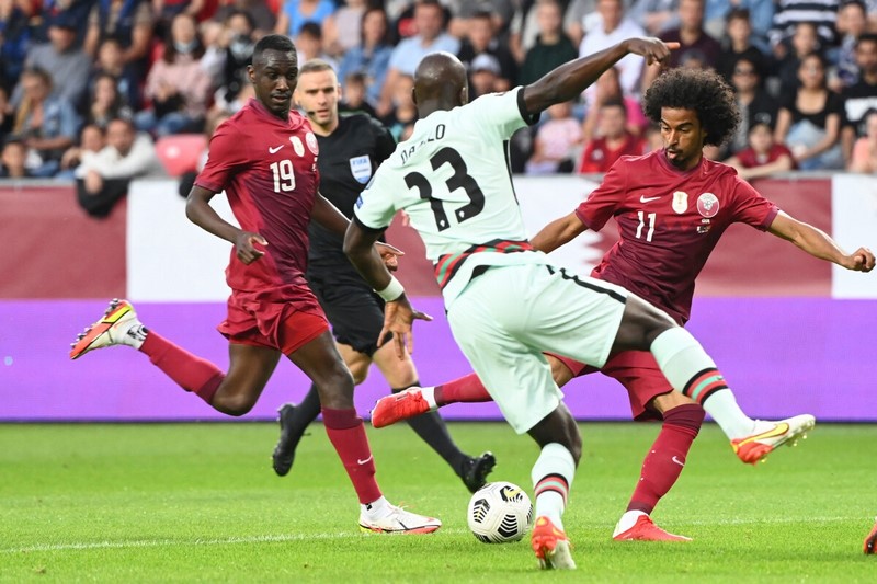 Qatar trở thành chủ nhà đầu tiên đã thua trận trong kỳ World Cup