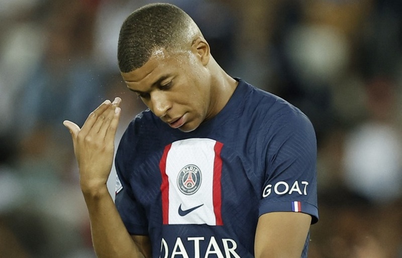 Mbappe tức giận vì PSG không đảm bảo được quyền lợi của mình 