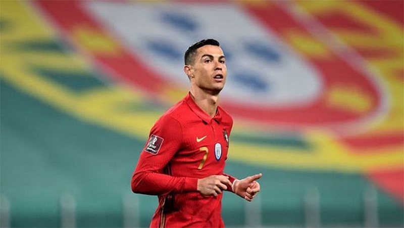 Ronaldo cầu thủ trẻ tuổi nhất thế giới xác lập kỷ lục ghi nhiều bàn thắng