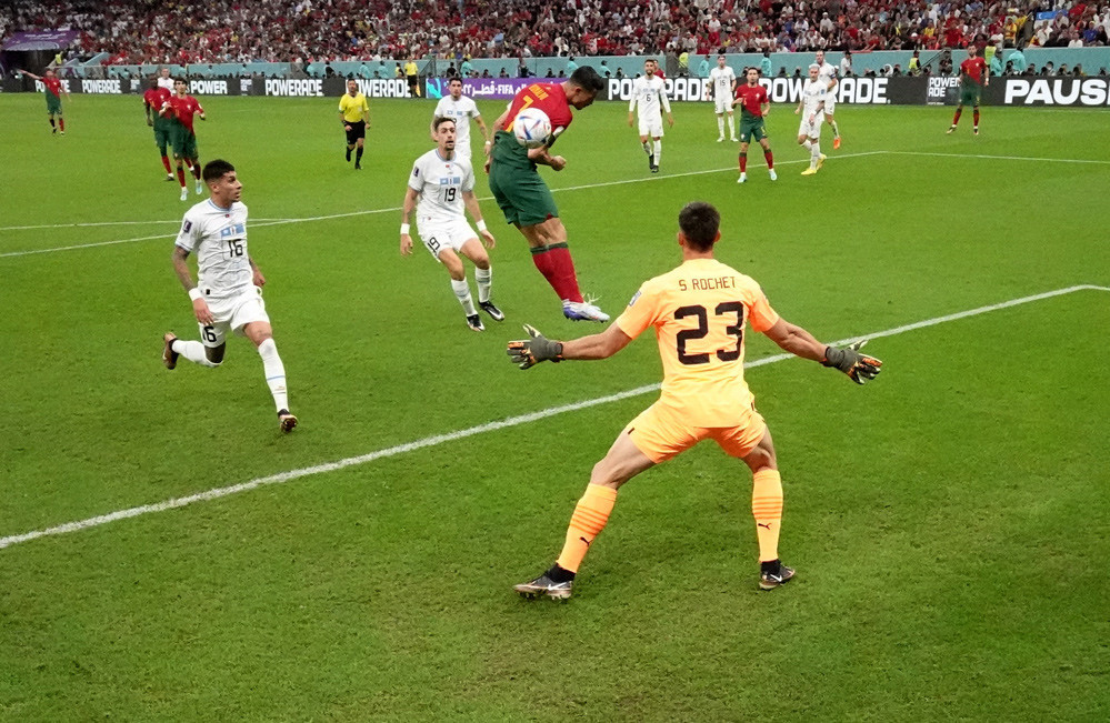Kết thúc hiệp 2, ĐT Bồ Đào Nha tưng bừng giành vé vào vòng trong