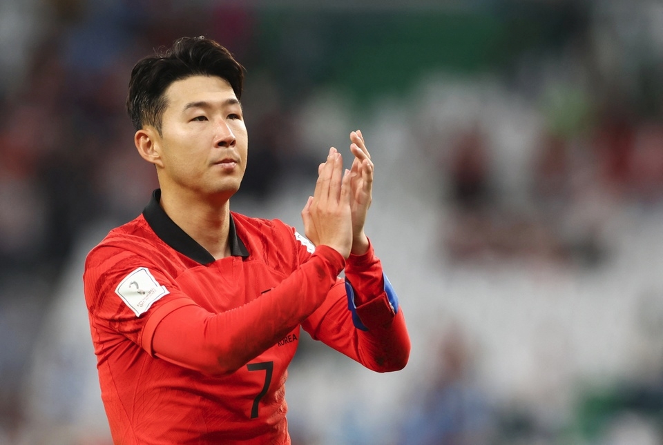 Son Heung Min xin lỗi vì đã không ghi bàn thắng trong trận đấu với Uruguay