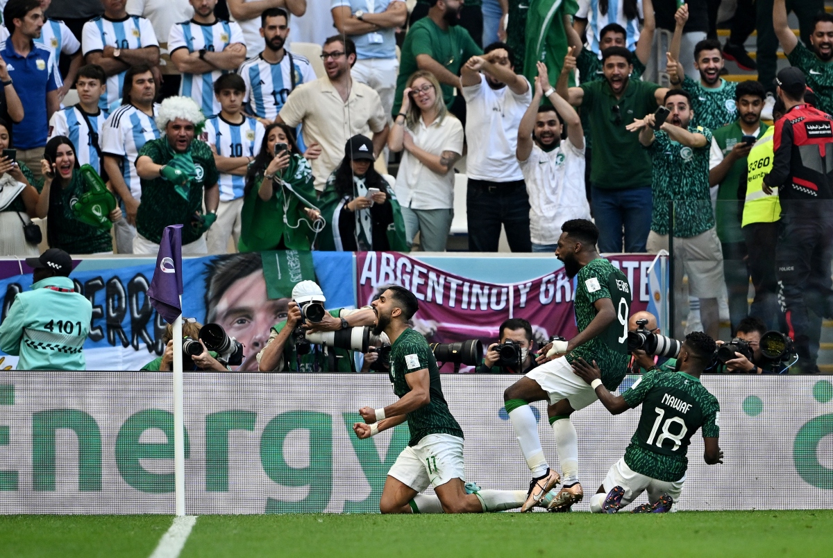 Argentina thất bại đáng tiếc trong trận ra quân tại World Cup 2022