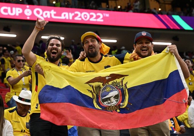 Ecuador sử dụng vị trí thay thế so với đội tuyển bóng đá Qatar
