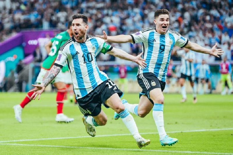 Messi sút dứt điểm mở tỷ số trong trận gặp Mexico