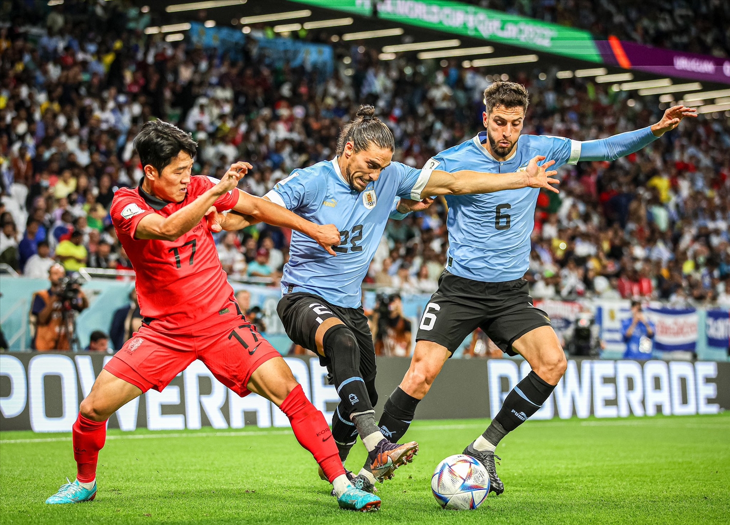 Uruguay bị Hàn Quốc cầm hòa tại World Cup 2022