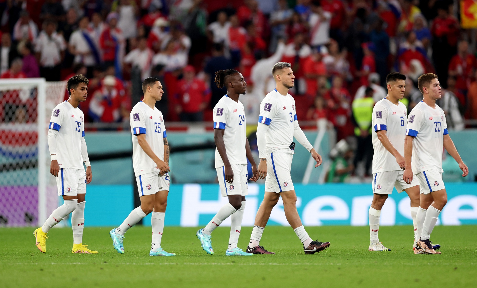 Đội tuyển Costa Rica nhận thất bại ê chề trong ngày đầu ra quân