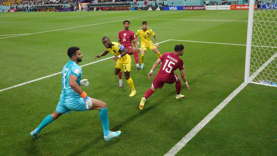 Trận mở màn siêu kinh điển giữa đội chủ nhà Qatar và Ecuador