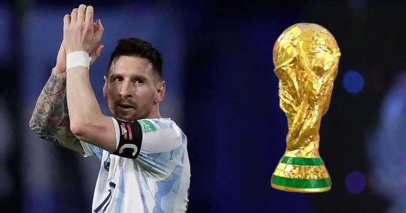 Lionel Messi đã mang 12 lần băng captain ở các kỳ World Cup
