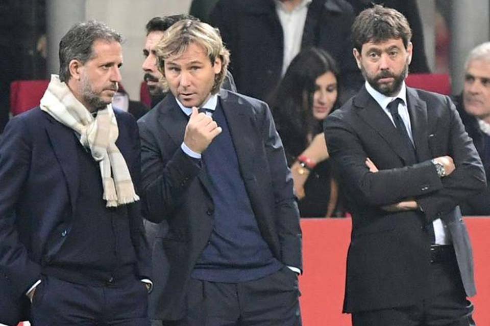 Juventus gặp sóng gió dư luận về sự bê bối tài chính