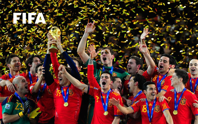 Tây Ban Nha vô địch World Cup nhưng trước đó 2 năm họ đã vô địch Euro