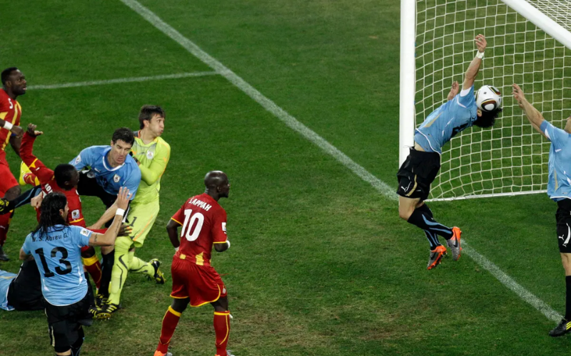 Uruguay và Ghana là oan gia ngõ hẹp khi họ đã có một trận đấu khó quên ở World Cup 2010
