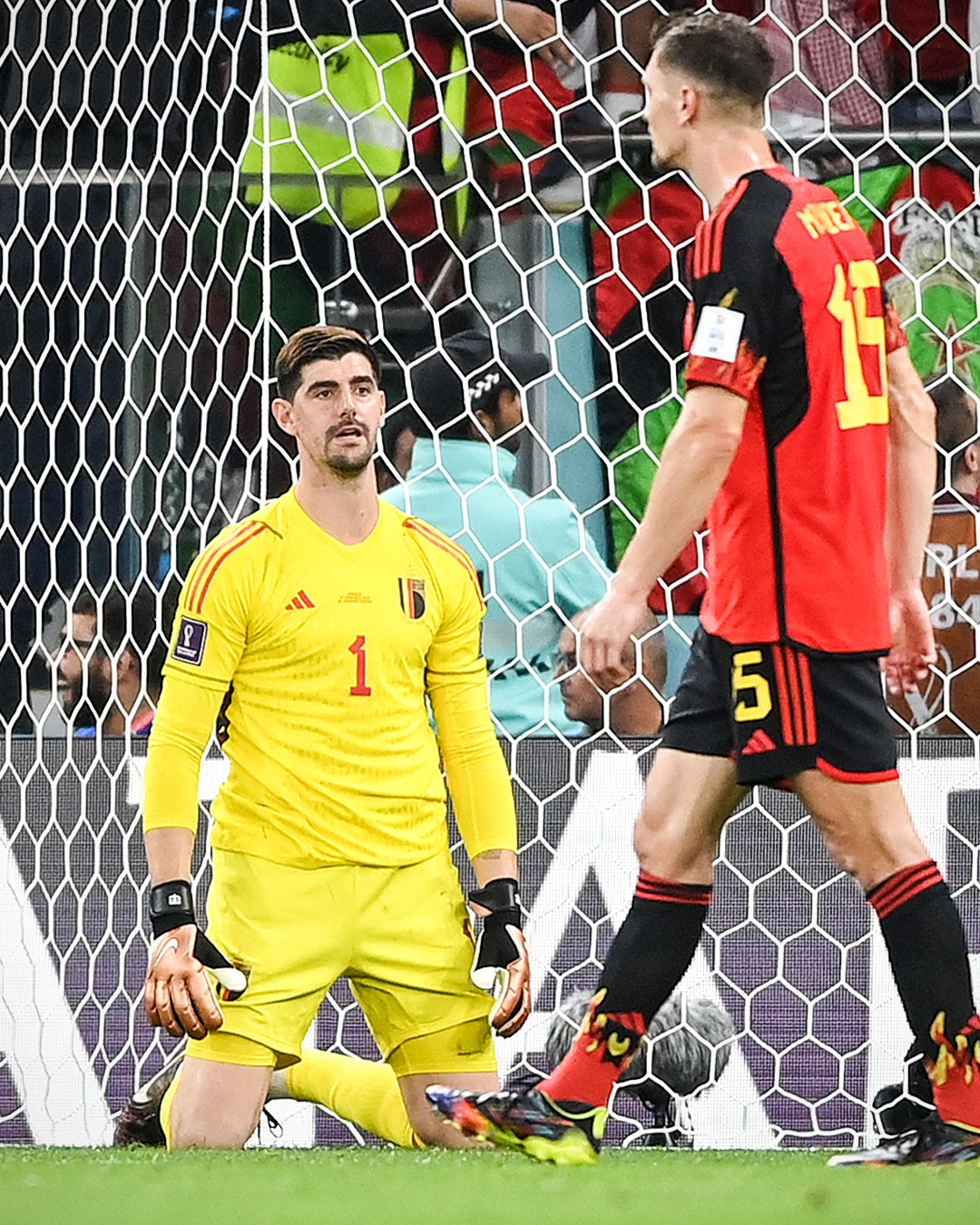 Tuyển Bỉ để thua đau đớn trước tuyển Maroc