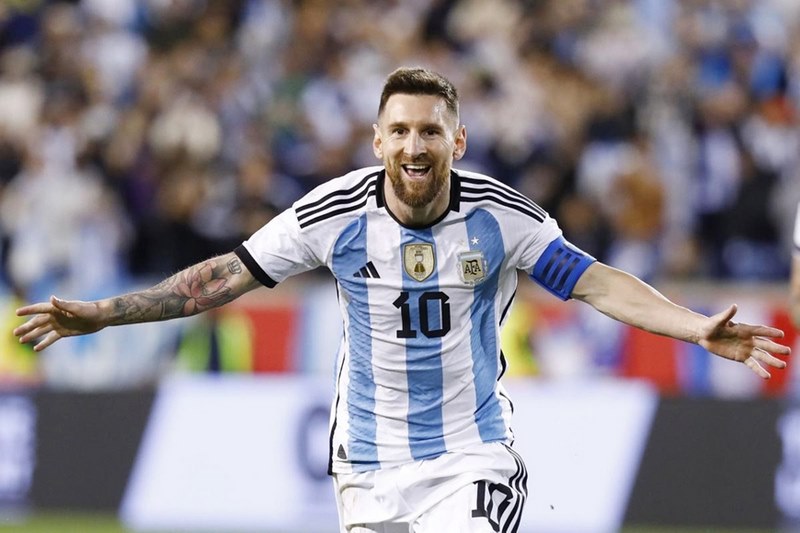 Danh thủ thế giới Messi và sự nghiệp thi đấu của mình