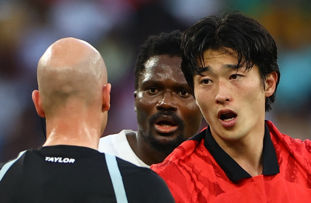 Cho Gue-sung đi vào lịch sử đội tuyển Hàn Quốc sau khi ghi bàn tại World Cup 2022 
