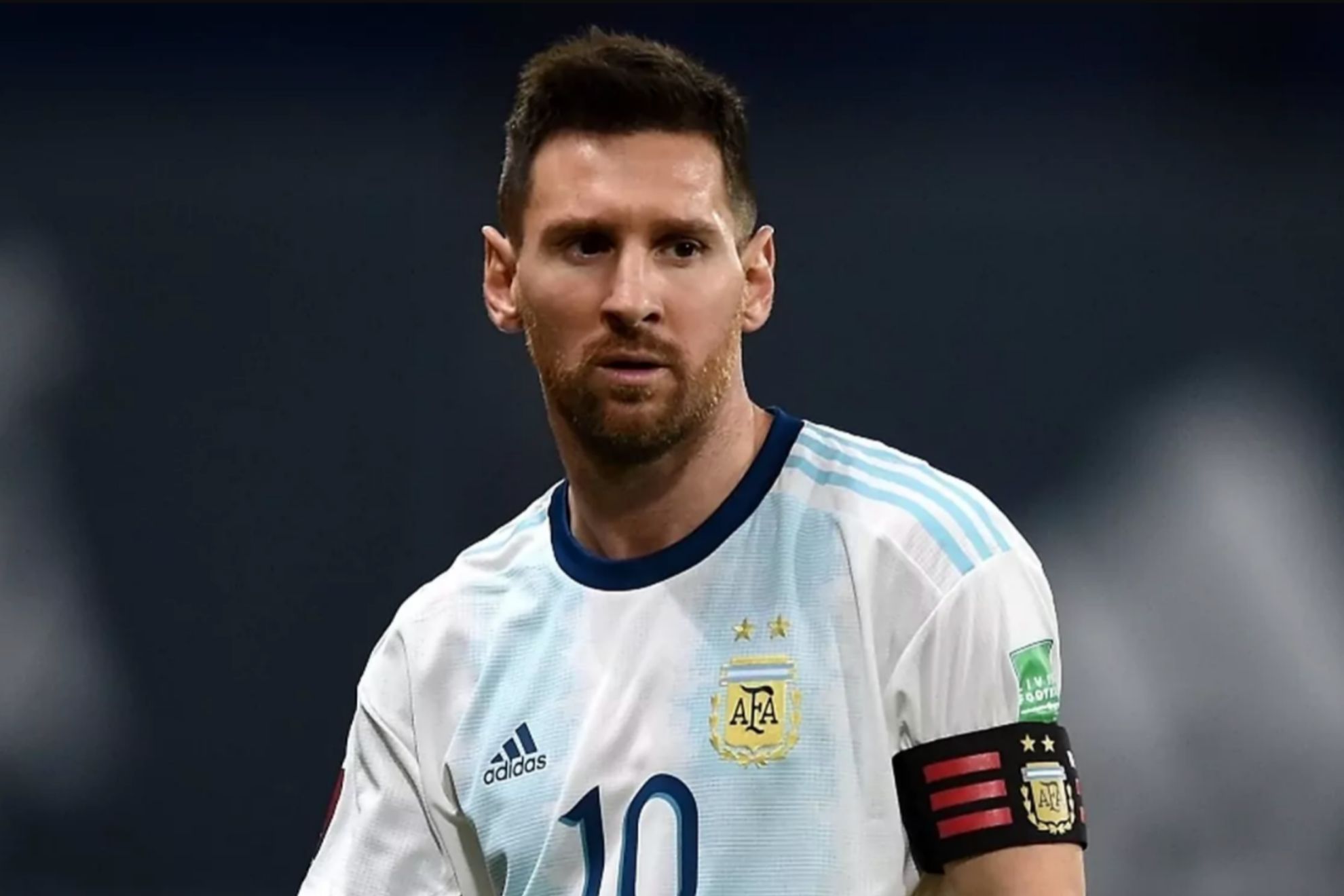 Messi bất ngờ vì tuyển Đức dừng chân quá sớm 