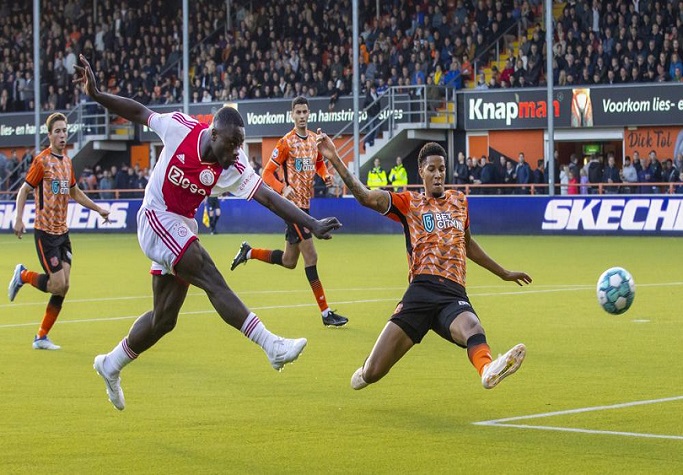 Trận đấu Ajax vs FC Volendam 