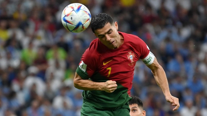 Bàn thắng khiến Ronaldo gây tranh cãi với trọng tài