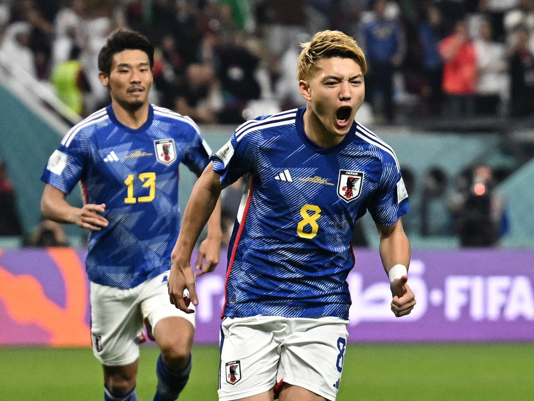 Công nghệ VAR đã công nhận bàn thắng của Nhật Bản