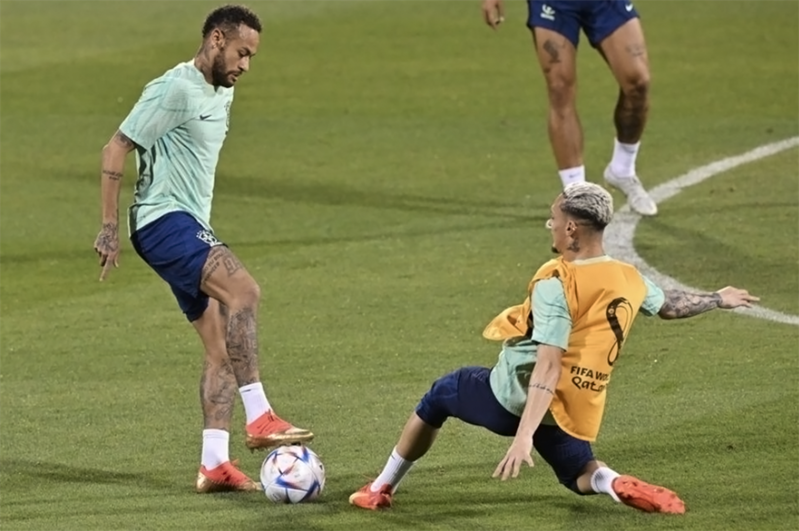 Việc Neymar tham gia thi đấu khiến HLV Tite bớt lo lắng