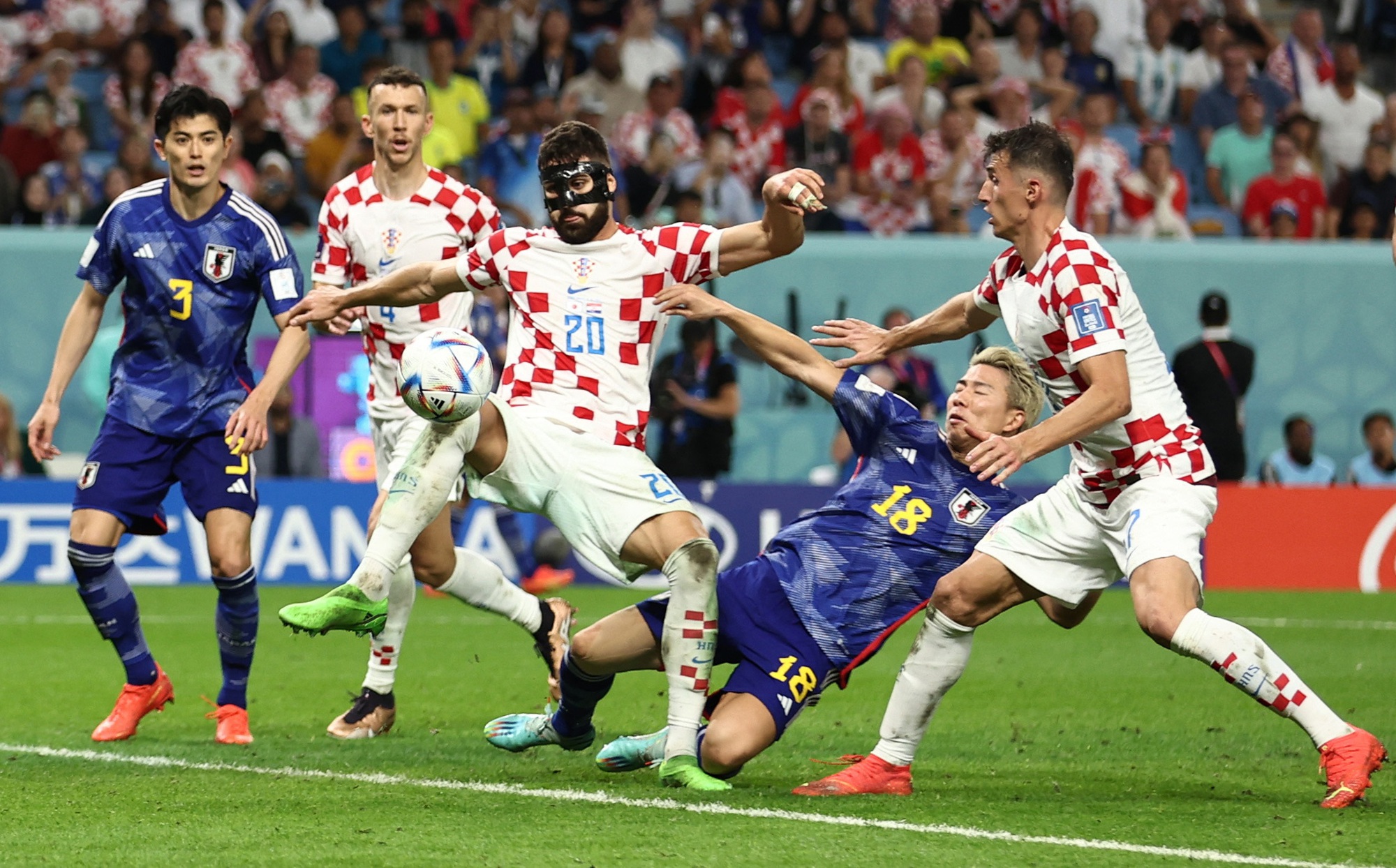 Croatia chính thức lọt vào tứ kết WC 2022